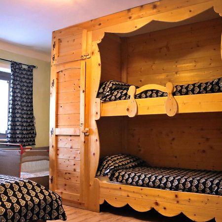 Chevres A Cheval - Apartment Aosta Eksteriør bilde