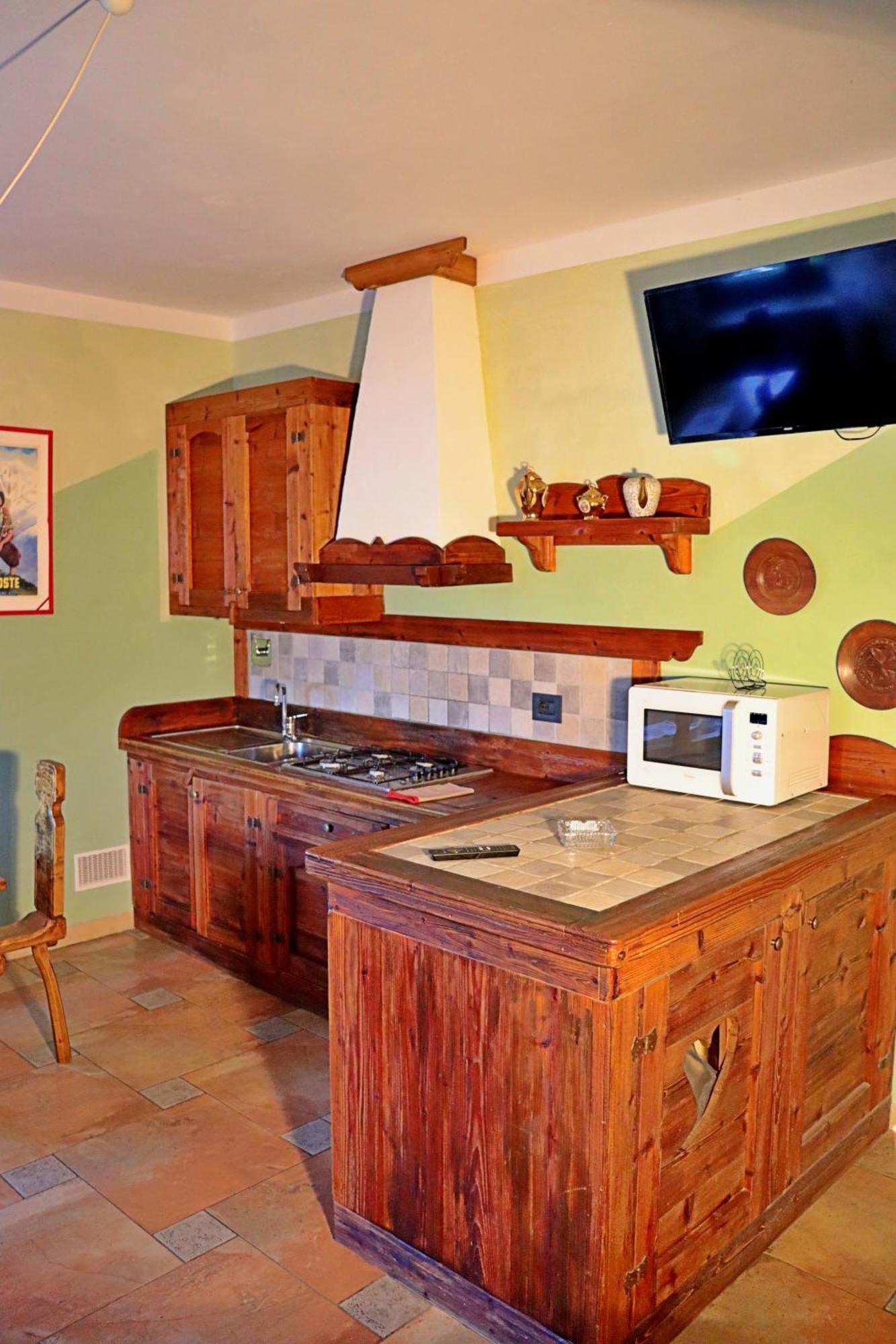 Chevres A Cheval - Apartment Aosta Eksteriør bilde