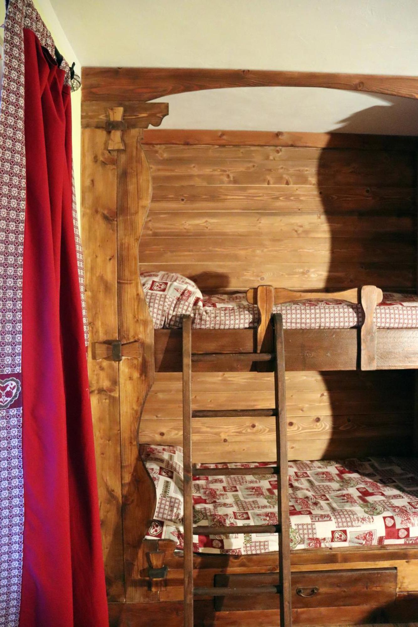 Chevres A Cheval - Apartment Aosta Eksteriør bilde
