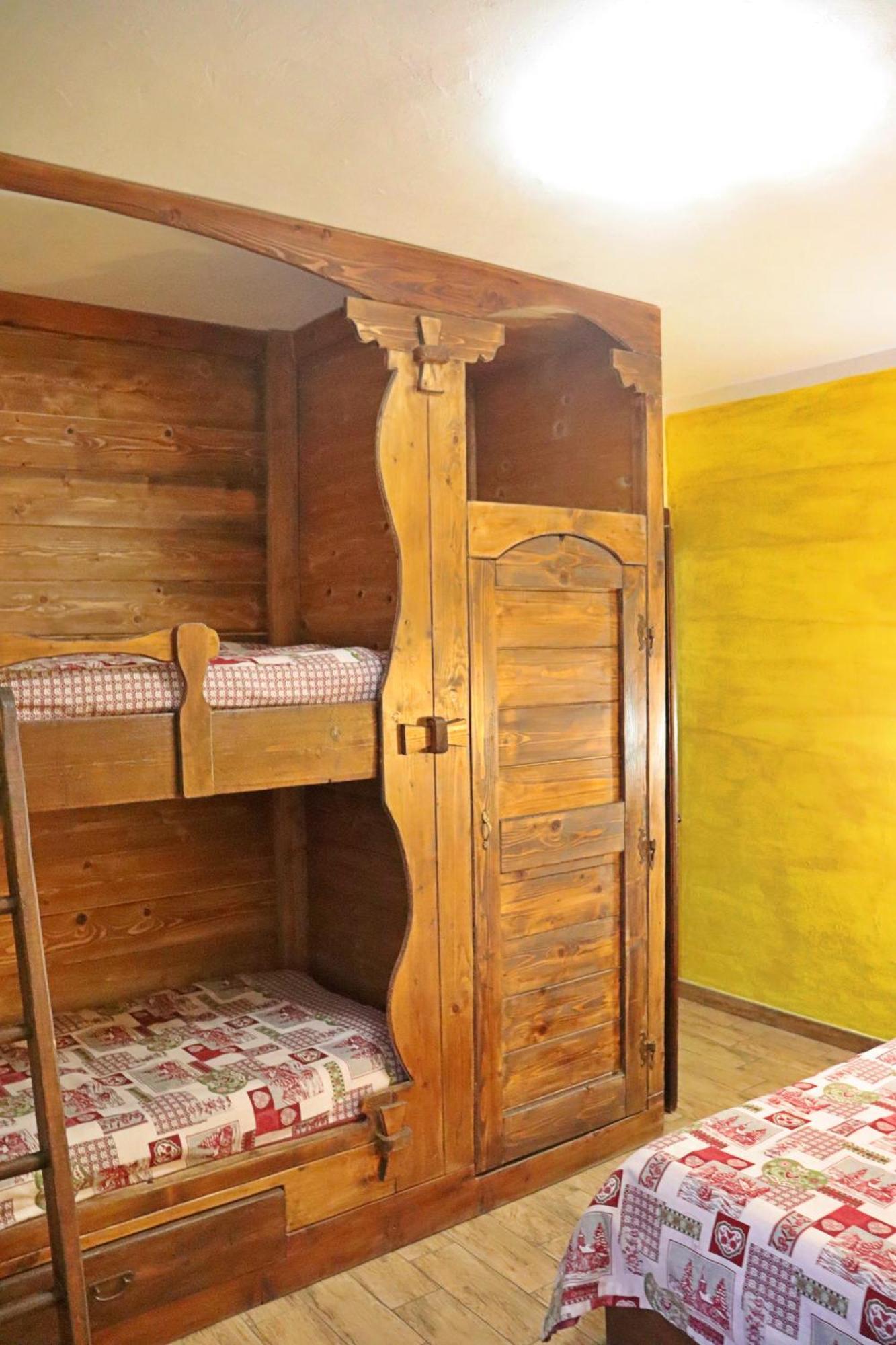 Chevres A Cheval - Apartment Aosta Eksteriør bilde
